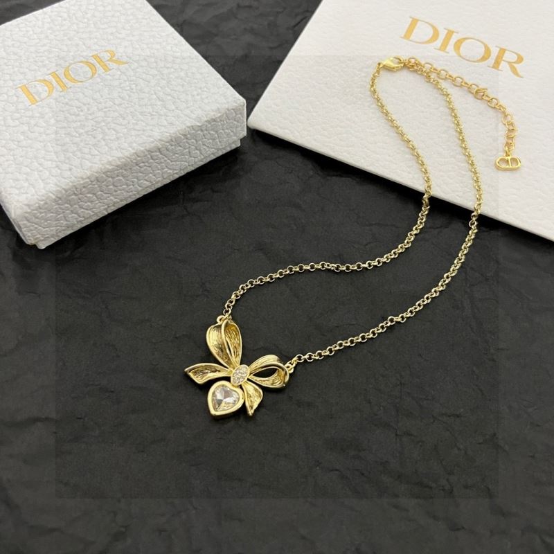 chr1st1an D10r necklaces
